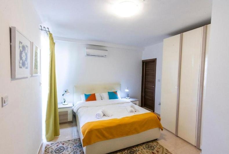 The Caves Apartments Saint Julian's 외부 사진