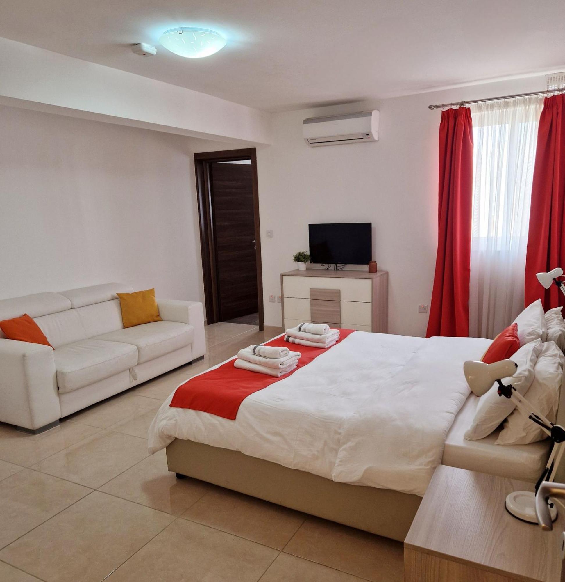 The Caves Apartments Saint Julian's 외부 사진